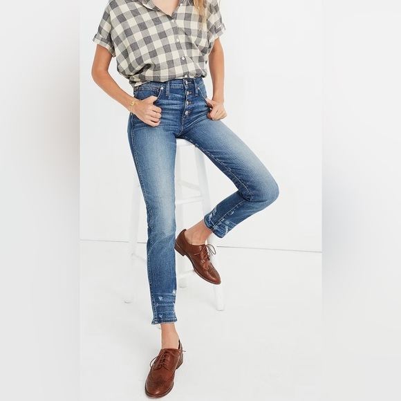 LIKE NEW! MADEWELL Slim Straight Jeans: Distressed Button-Front Edition! - Picture 2 of 10